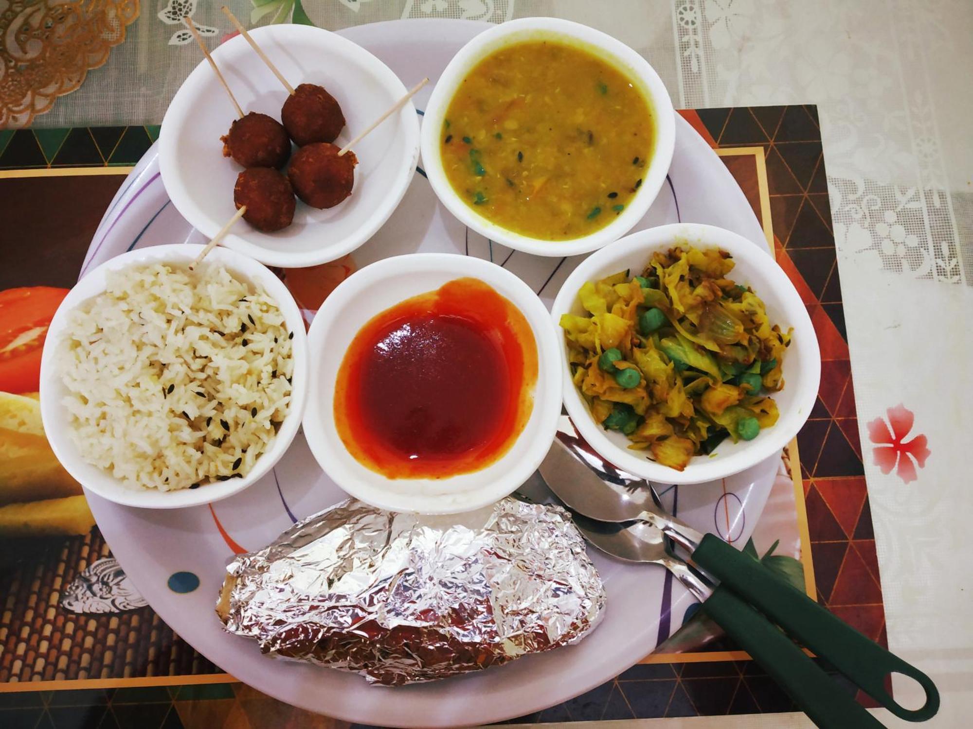 Pratibha Home Stay Dzsabalpur Kültér fotó