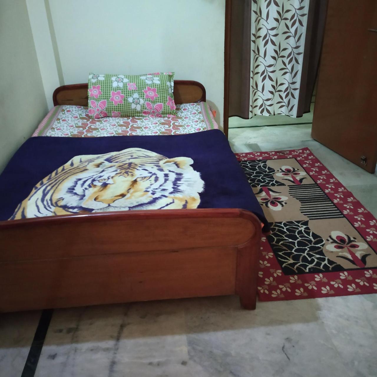 Pratibha Home Stay Dzsabalpur Kültér fotó