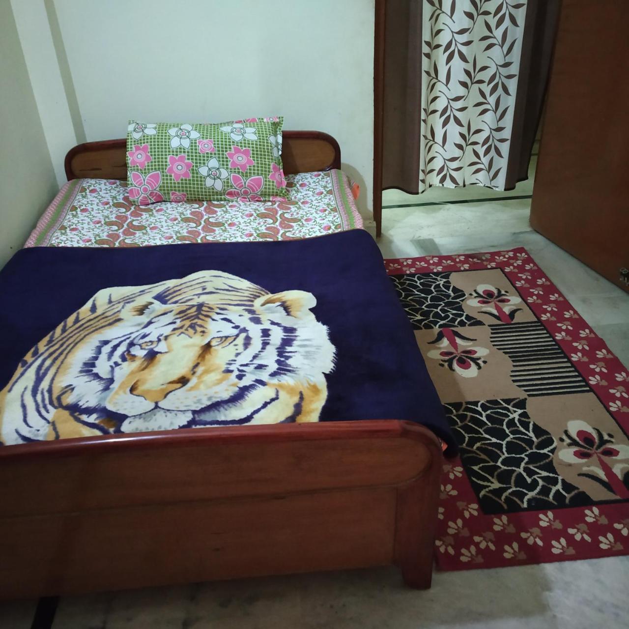 Pratibha Home Stay Dzsabalpur Kültér fotó