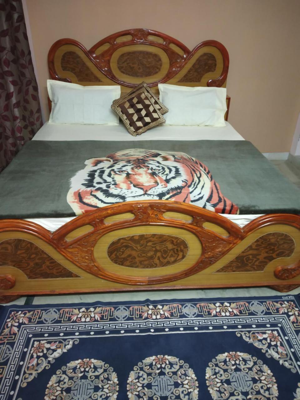 Pratibha Home Stay Dzsabalpur Kültér fotó