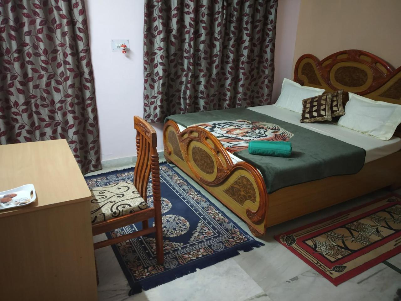 Pratibha Home Stay Dzsabalpur Kültér fotó