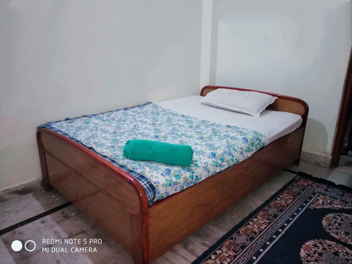 Pratibha Home Stay Dzsabalpur Kültér fotó